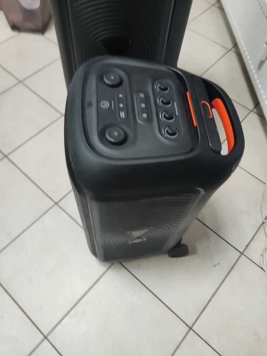 Jbl Party Box ultimate 1100 Factura Flanco