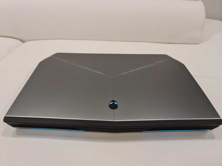 Laptop gaming ALIENWARE, intel core i7-6820HK ,video 6 gb , ram 16 gb