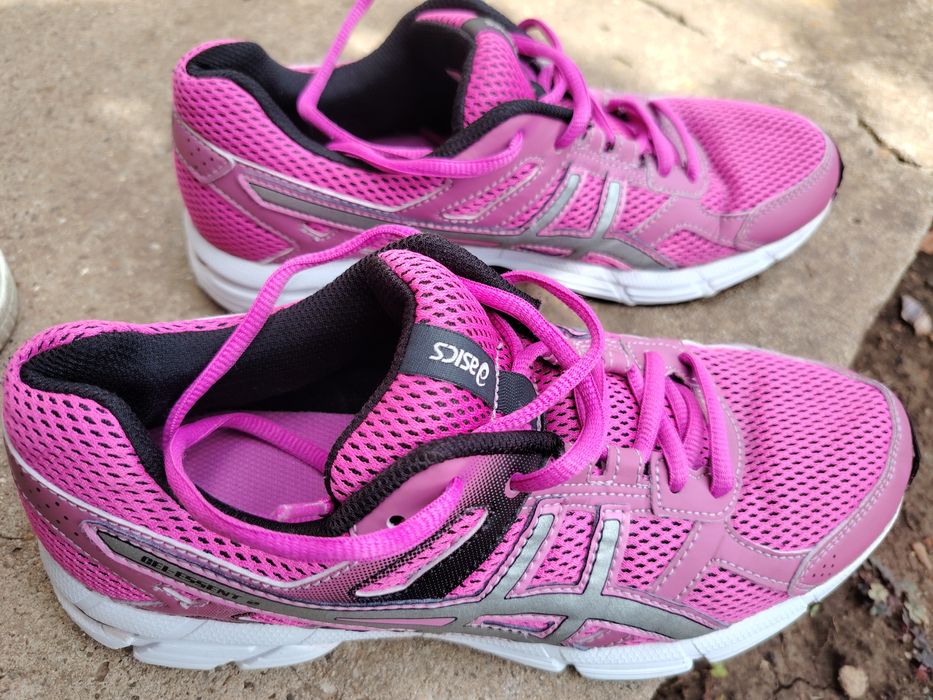 Дамски маратонки Asics