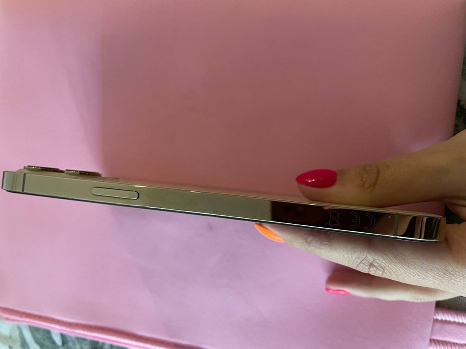 Iphone 12 Pro Max 25