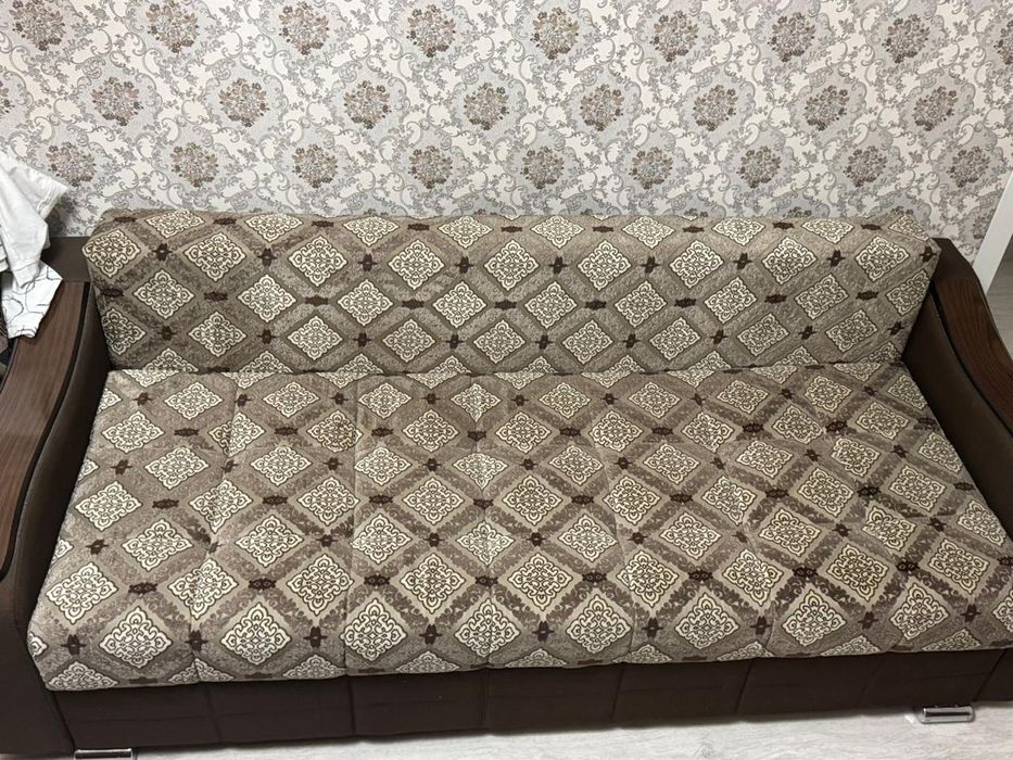 Продается тахта !