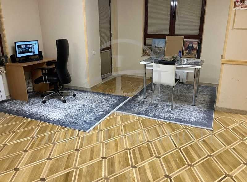 Продава се Многостаен апартамент в Пловдив, Съдийски - 198 кв.м за 1494 €/кв.м - Снимка #4