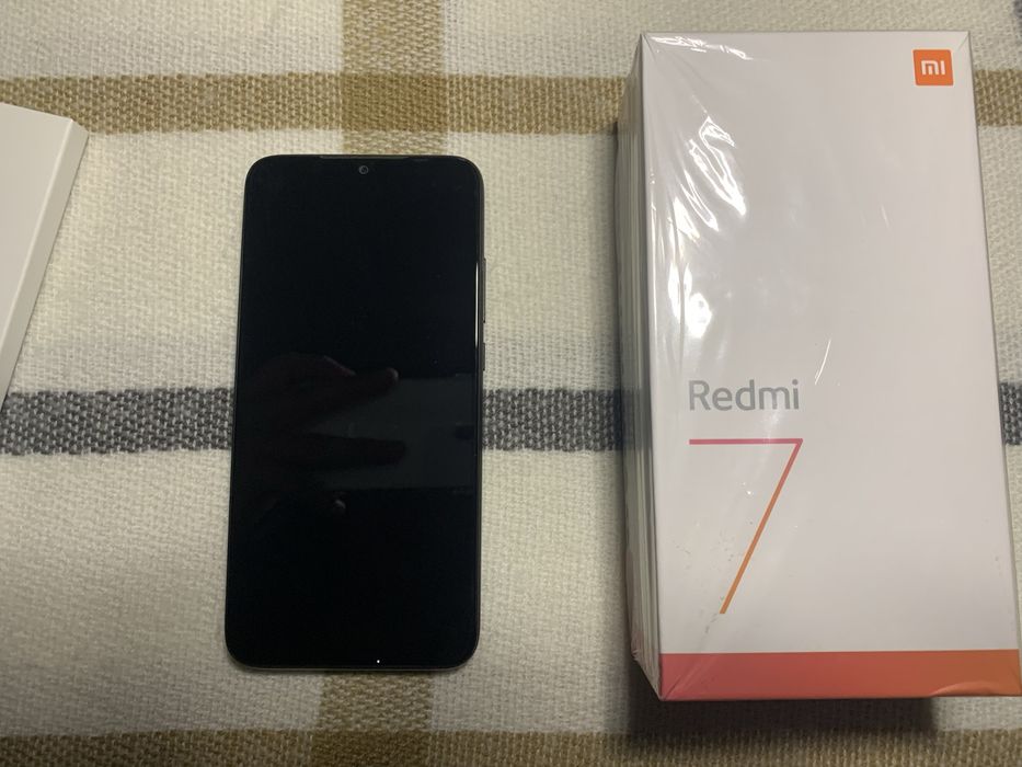 Продаю смартфон Xiaomi redmi 7
