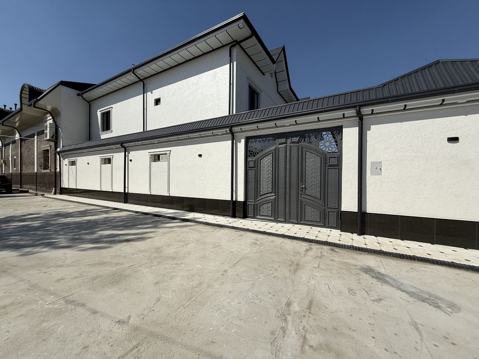 ориентир Абу-Сахий булган 6 хонали евро ховли сотилади! Райцентр