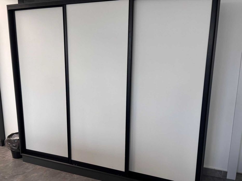 Срочная продажа, шкафа в офис или в дом