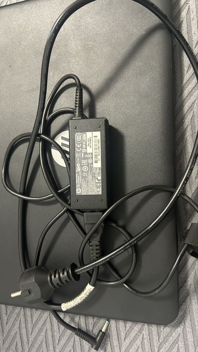 HP 250 G3 – Работещ лаптоп с Windows 10 Pro