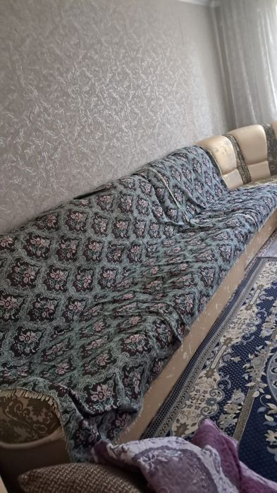 Продам диван для зала