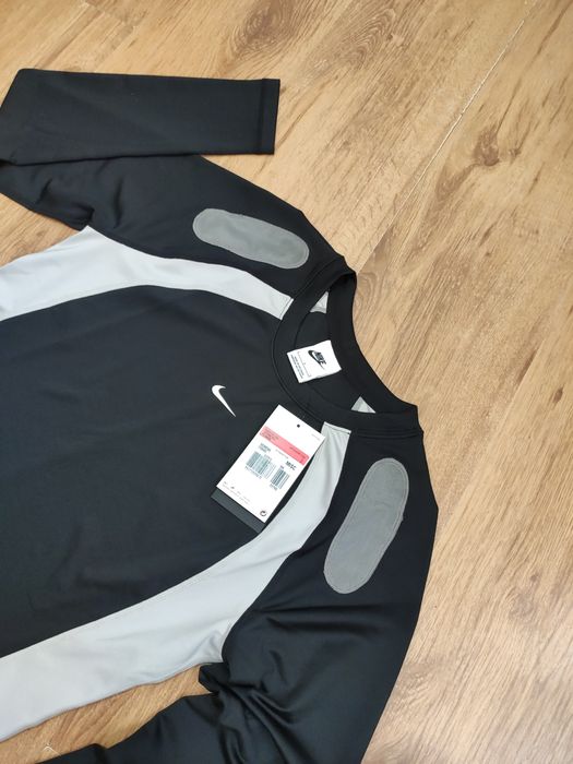 Bluza dama Nike Air Max mărimea L slimfit