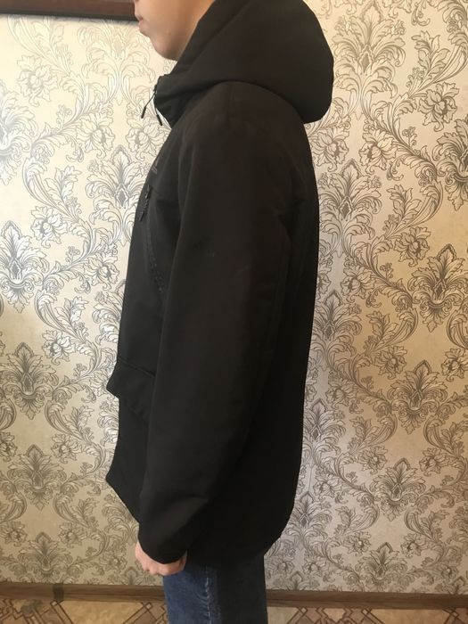 Продам куртку adidas