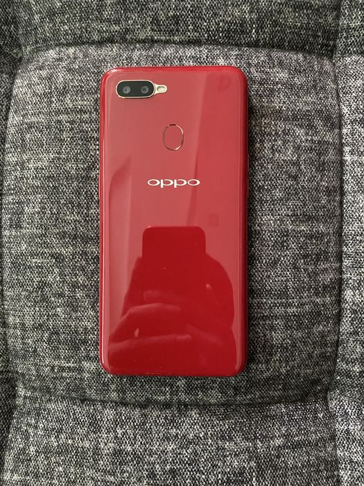 Продаю смартфон Oppo A5