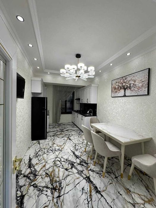 3х комнатная квартира на 4 этаже 83кв/м, в Самарканде