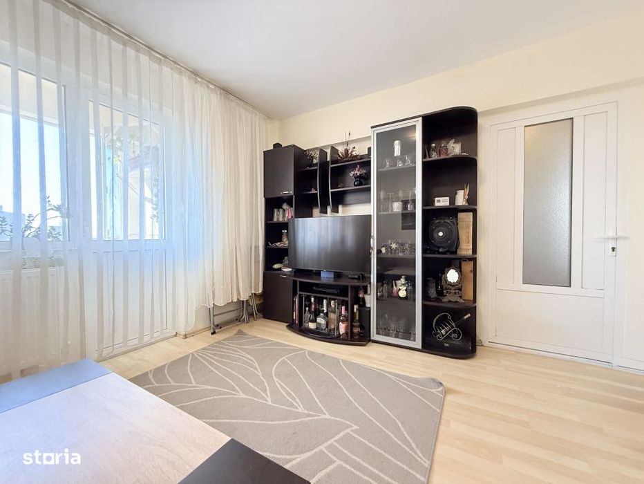 Apartament de vanzare cu 3 camere in Tomis Nord