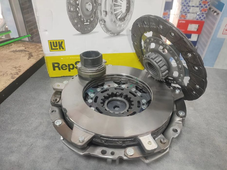 Комплект сцепления BMW E90 M3 Luk