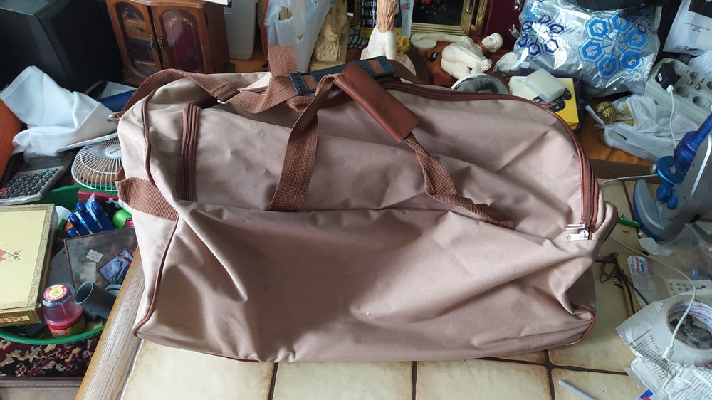 Vand genti de voiaj si calatorii