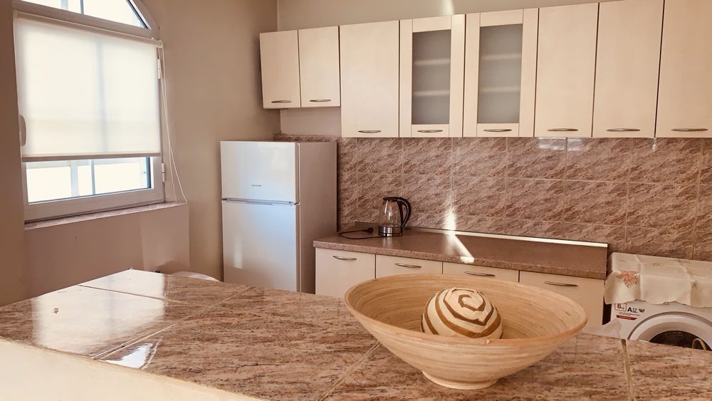 Дава се под наем Двустаен апартамент в София, Люлин 10 - 68 кв.м за 549.27 € - Снимка #2