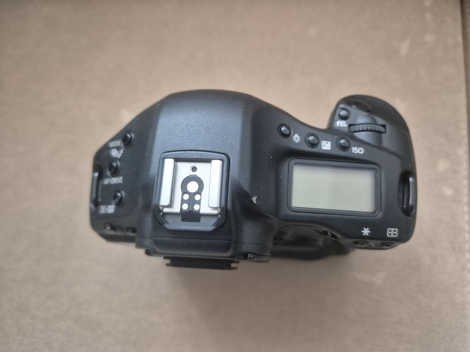 Фотоаппарат Canon 1 ds mar 3