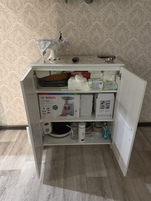 Тумба под телевизор шкаф распашонка