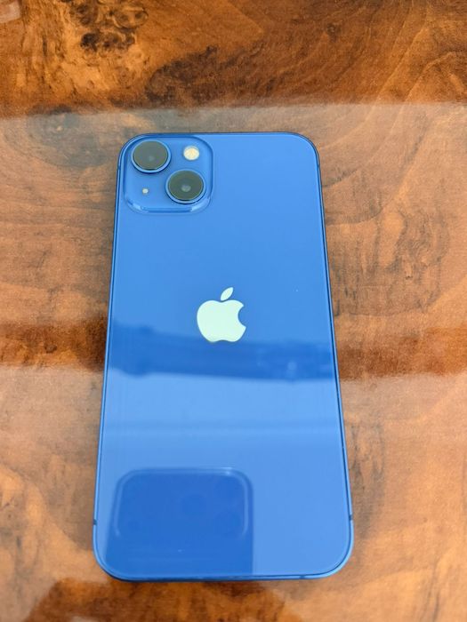 iPhone 13, 128 Gb в хорошем состоянии