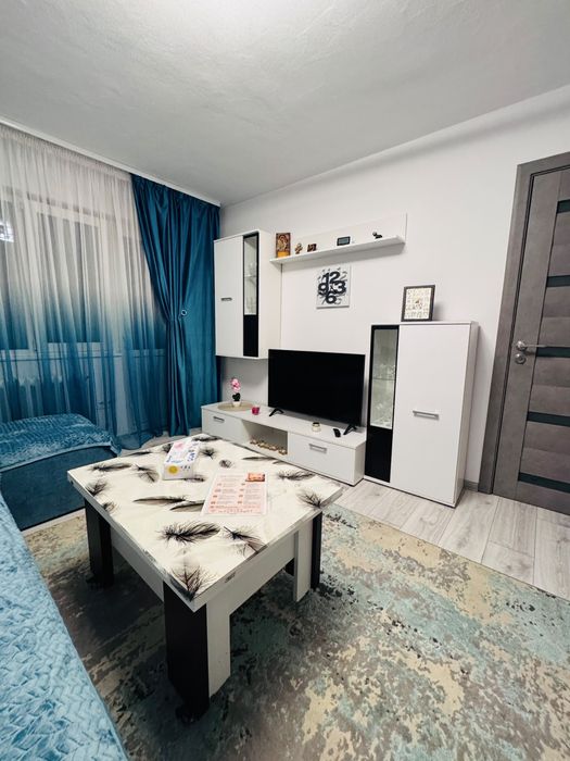 Apartament 3 camere Cetate Regim Hotelier