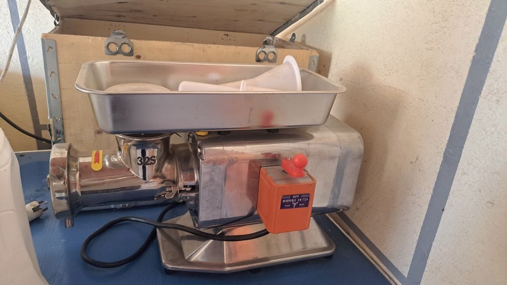 Fast fud jihozlari arzonga beraman 1oy ishlatilgan