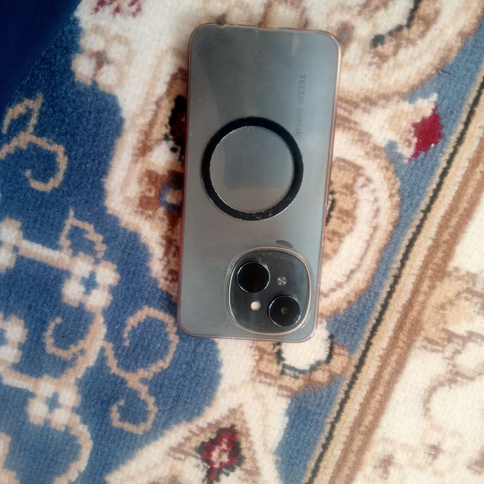 Срочно продам смартфон