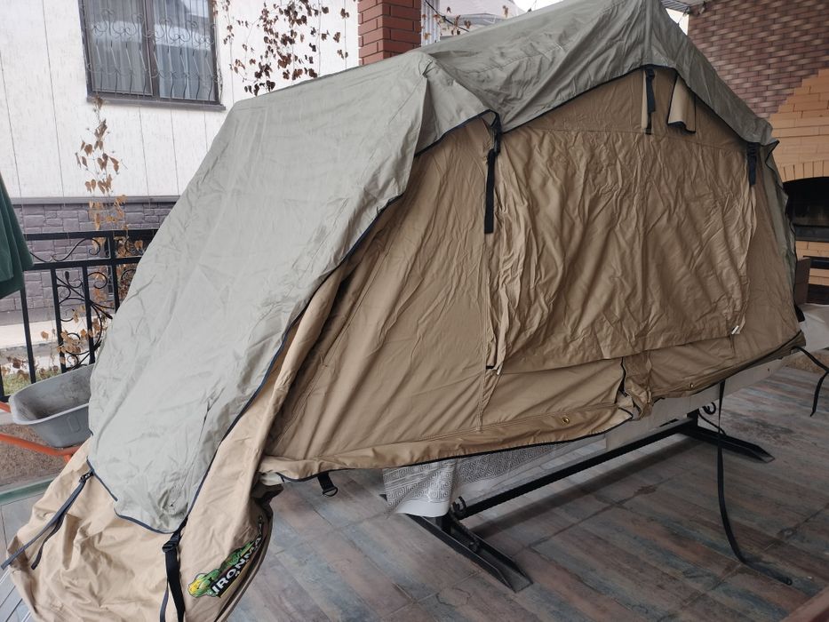 Продам палатку на багажник