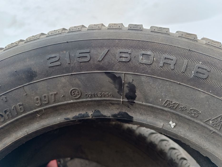 Продам! 215/60/16 шины зима!