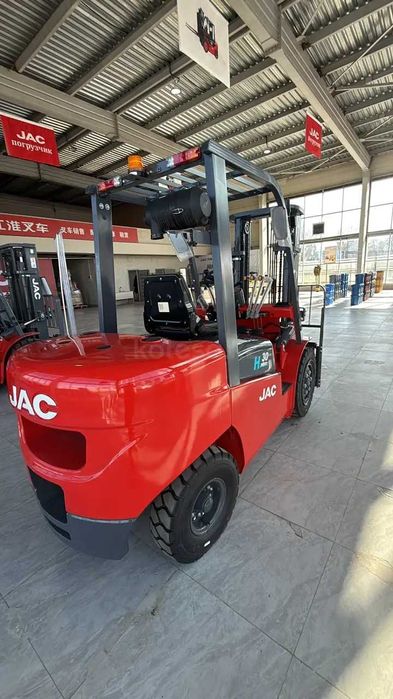 Вилочные погрузчики JAC