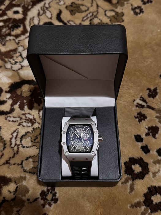 Richard Mille-Часовник-Чисто Нов