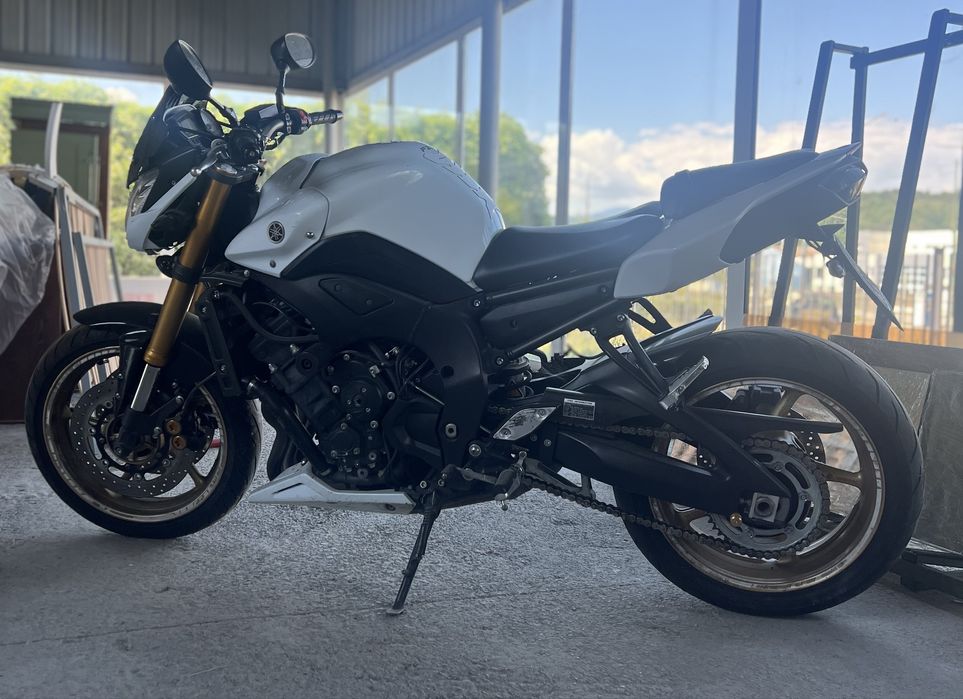 Yamaha FZ8 - мотор