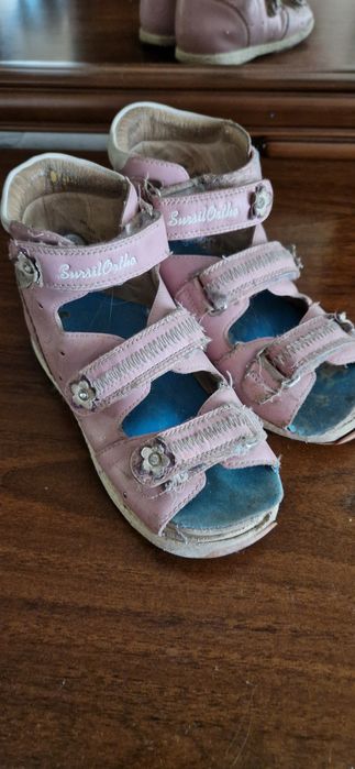 Отдам ортопедическую обувь