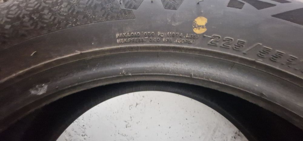 Зимни гуми Falken, ДОТ 23г, 225/55 R18