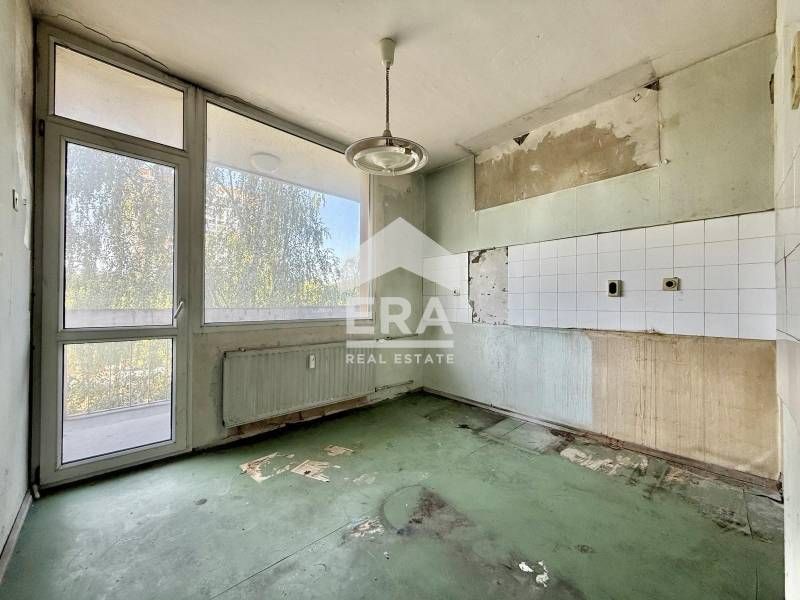 Продава се Тристаен апартамент в София, Зона Б-5 - 82 кв.м за 2915 €/кв.м - Снимка #4