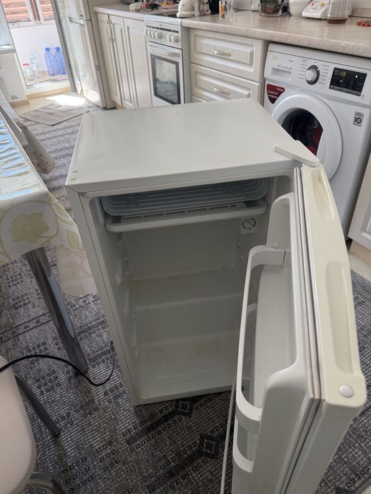 Холодильник Midea