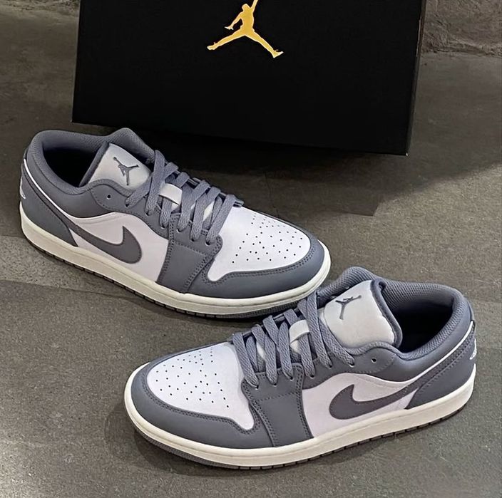 Nike Air Jordan Low