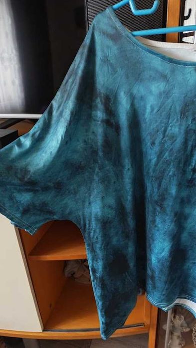 3 bluze,tunici xxxl 100 lei toate