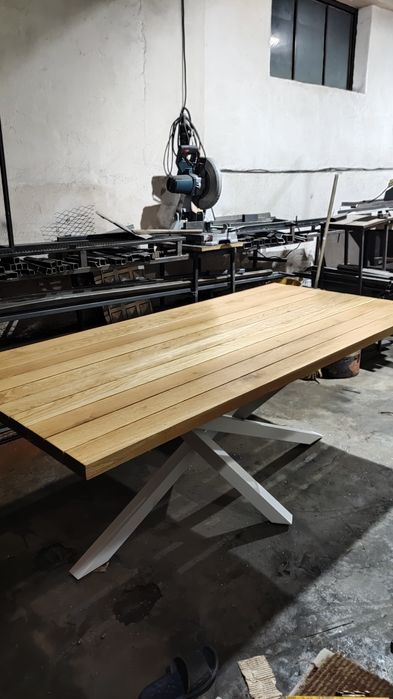 Изработка на бар и ресторантско обзавеждане от метал и дърво