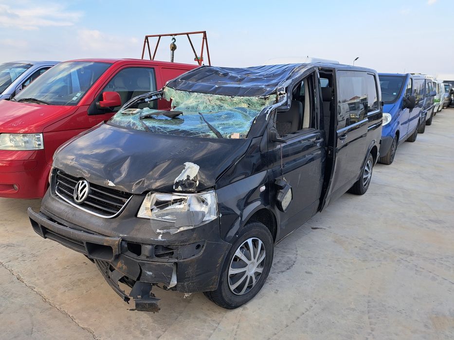 Фолксваген Транспортер Т5 2.5ТДИ VW Transporter T5 2.5 131hp НА ЧАСТИ