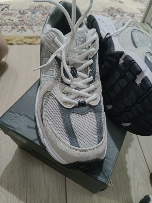 Кроссовки Нюбаланс