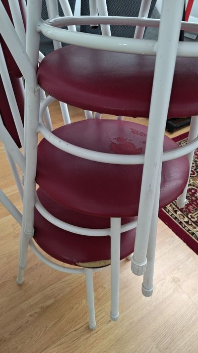 Продам стулья 4шт