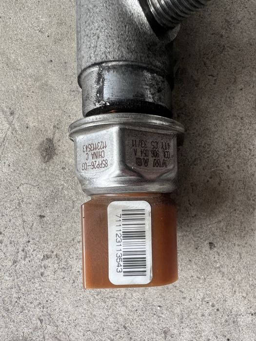 Горивна рейка Рейл 1.6TDi 03L 089S 105ks 90ks CAY
