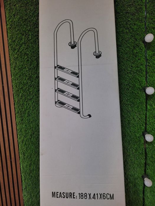 Лестница для бассейна DVN