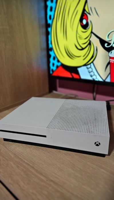 Xbox one 1TB perfect functional