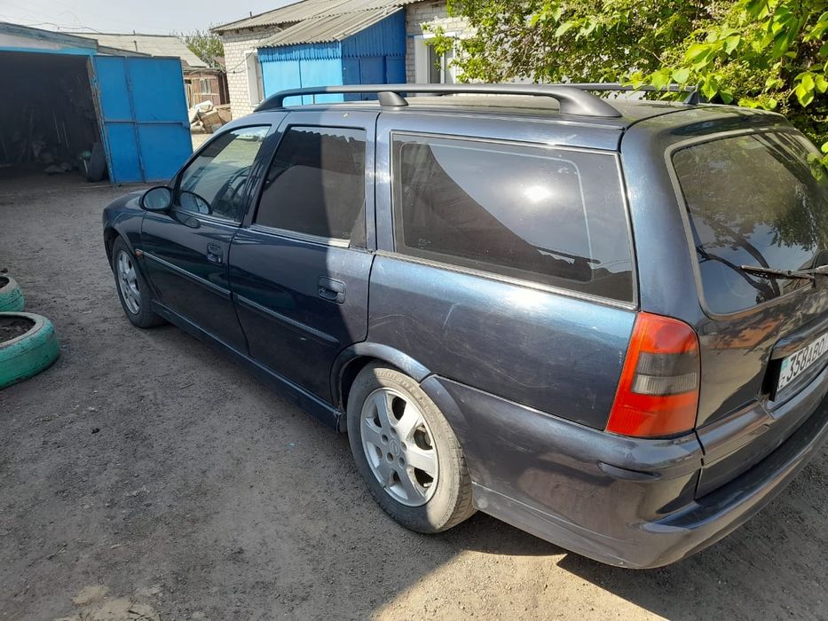 Продам машину уневерсал опель 2001 годв