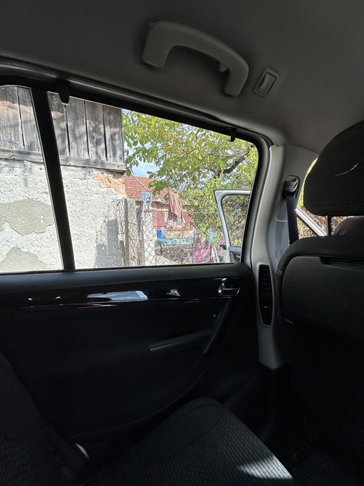 CITROËN C4 Picasso 2011 — imagine 5
