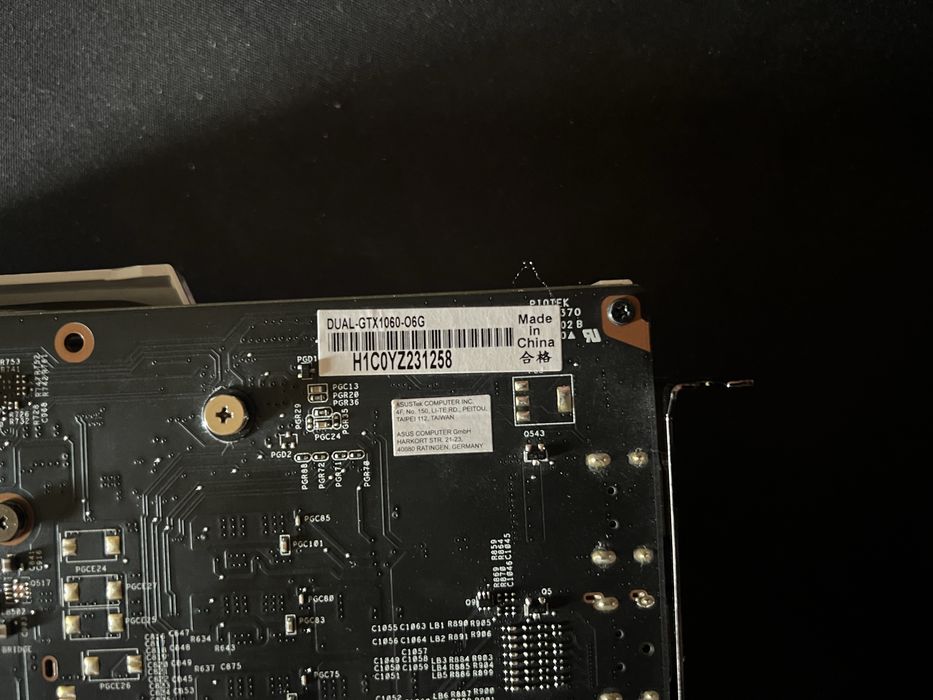 Placa video Asus Gtx 1060 6Gb defecta