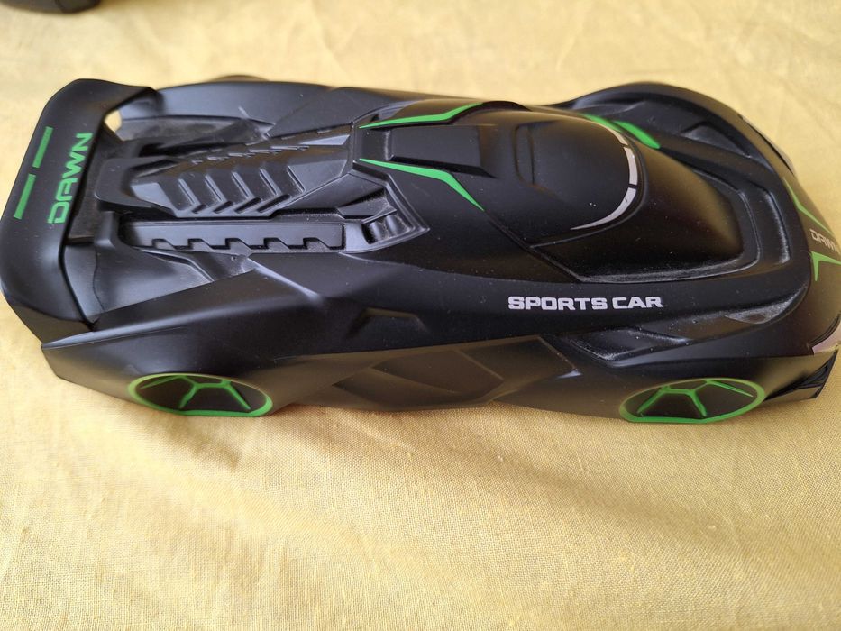 Masinuta cu acumulator, telecomanda si incarcator acumulator