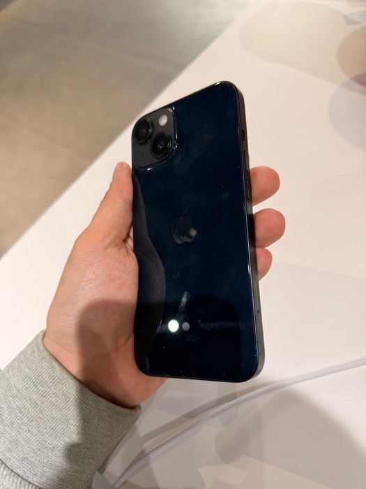 iPhone 14 в отличном состояние