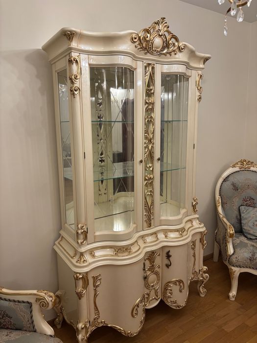 Vitrina baroc living