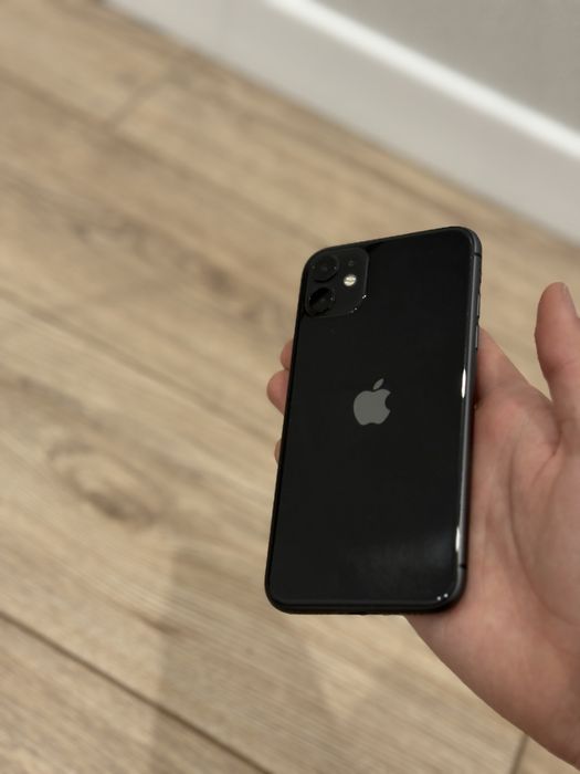 IPhone 11 идеальном состоянии